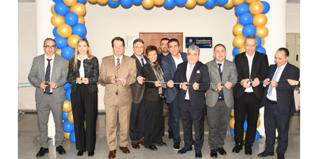 Dicle Üniversitesi'nde İş Yatırım Destekli TradeMaster Finans Laboratuvarı Açıldı
