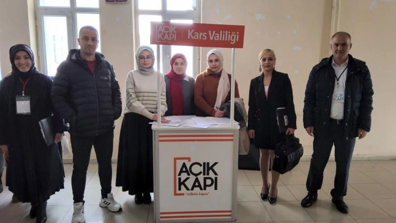 Kars Valiliği Açık Kapı vatandaşlar ile birlikte