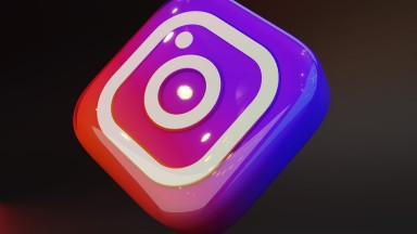 Instagram Çoklu Gönderilere Ayrı Açıklama Özelliği Geldi! (Carousel Güncellemesi)