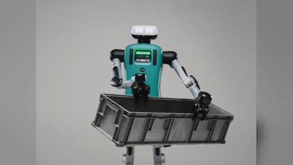 Agility Robotics, 2,5 milyar dolar değerlemeyle ilk halka açık humanoid robot şirketi oluyor